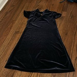 Navy blue velour kids dress size 7/8
